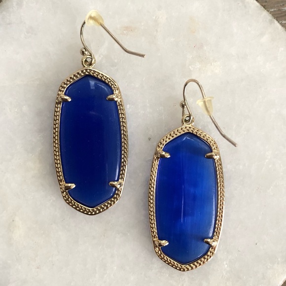 Kendra Scott Elle Gold Drop Earrings in Cobalt - Picture 3 of 5